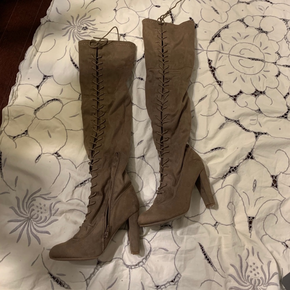 Love me long time boot -taupe